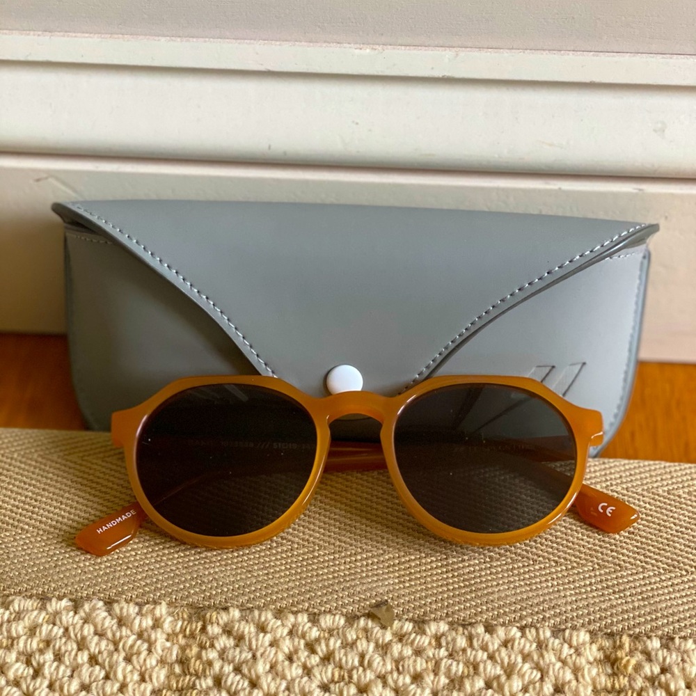 LE SPECS sunglasses